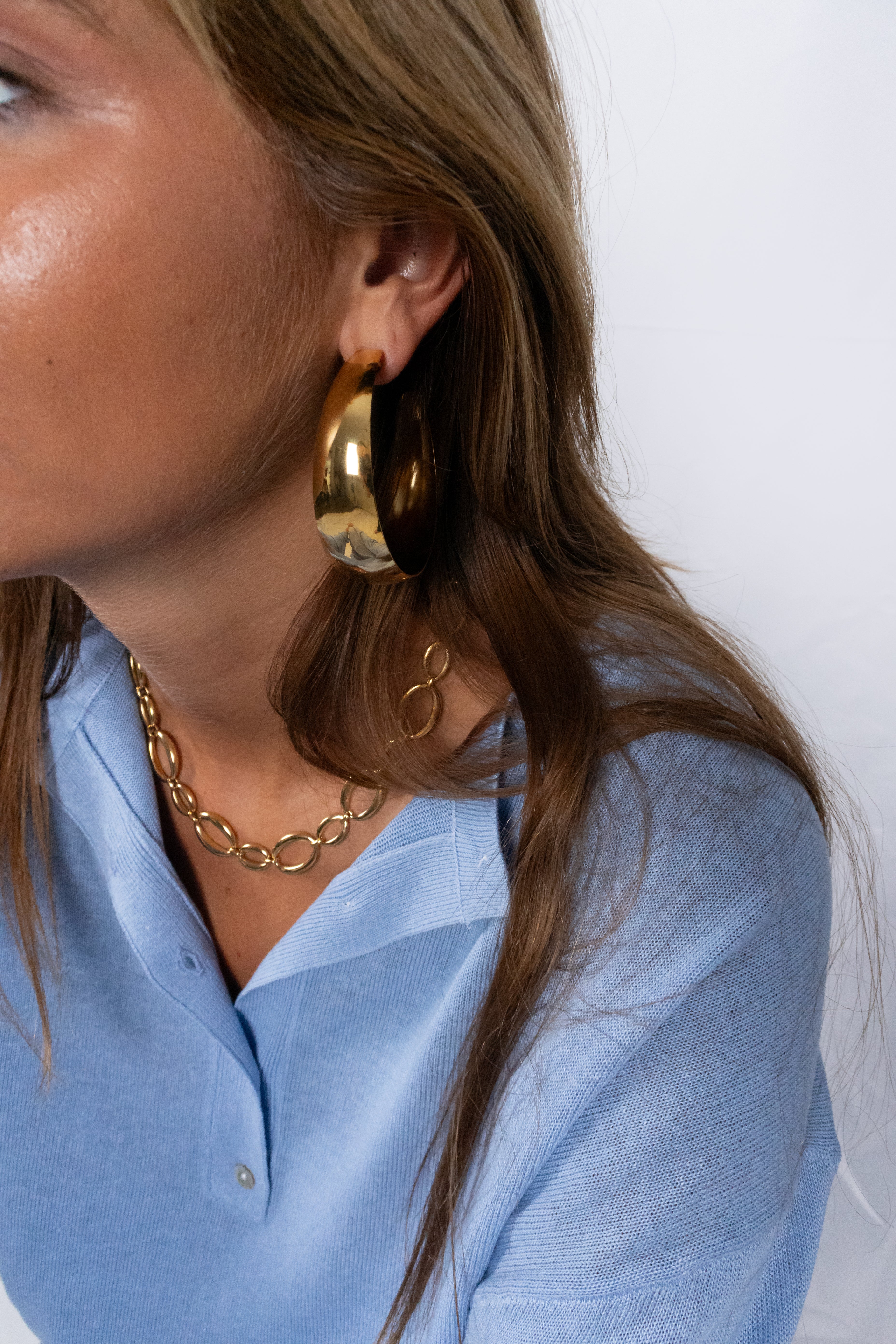 Big hoop earrings medium