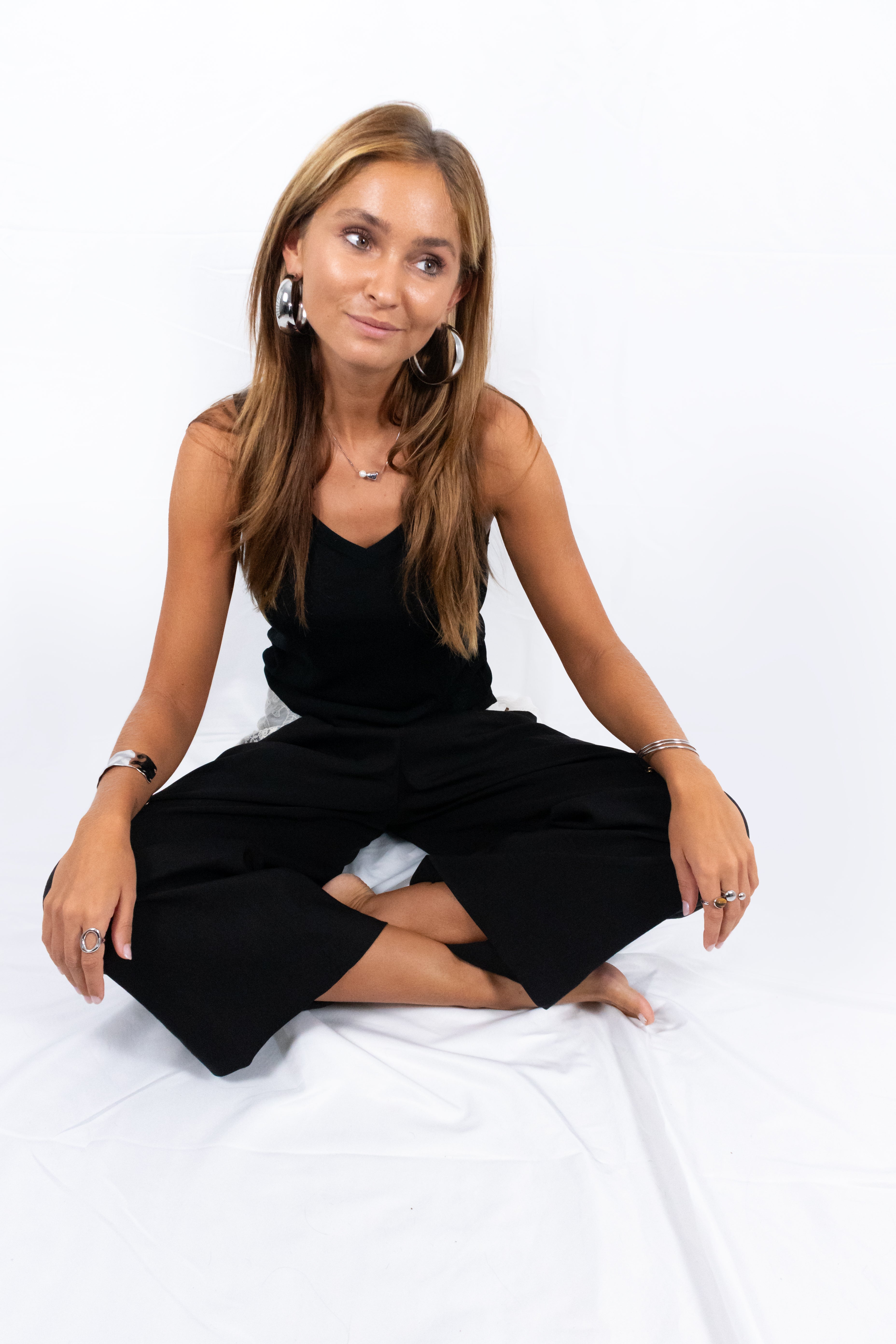 Big hoop earrings medium