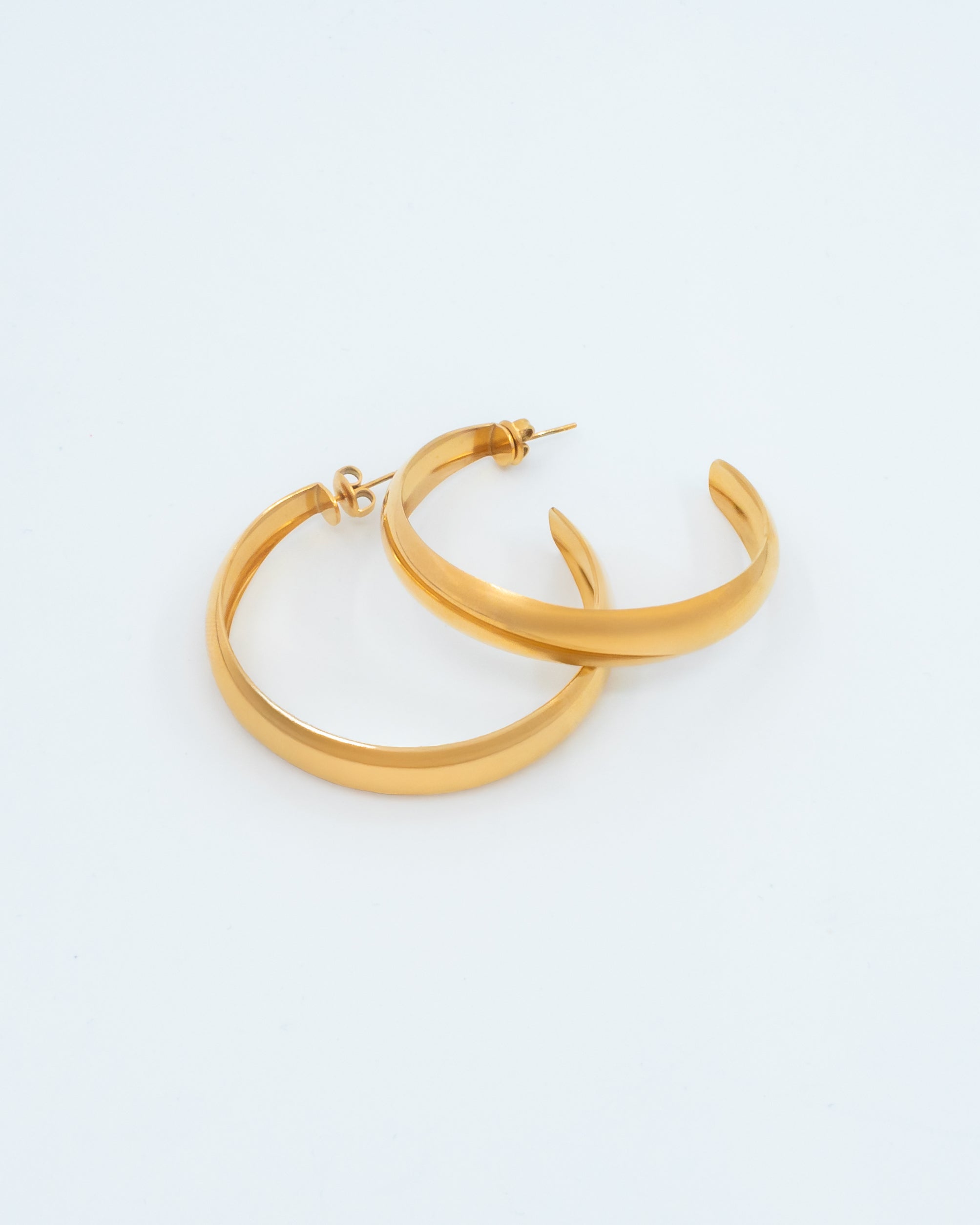 Big hoop earrings small