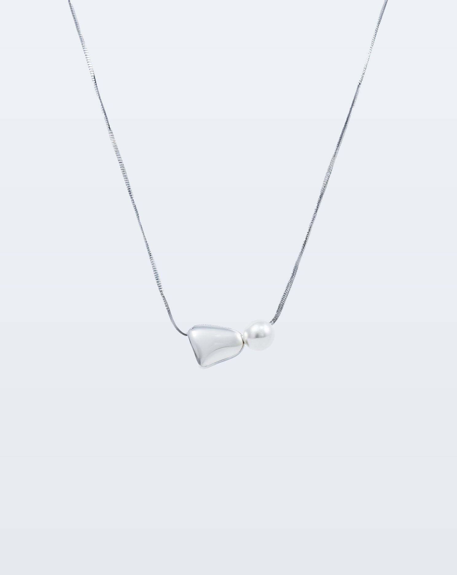 Nila necklace