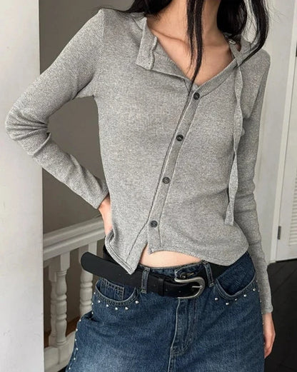 Diagonal buttoned cardigan