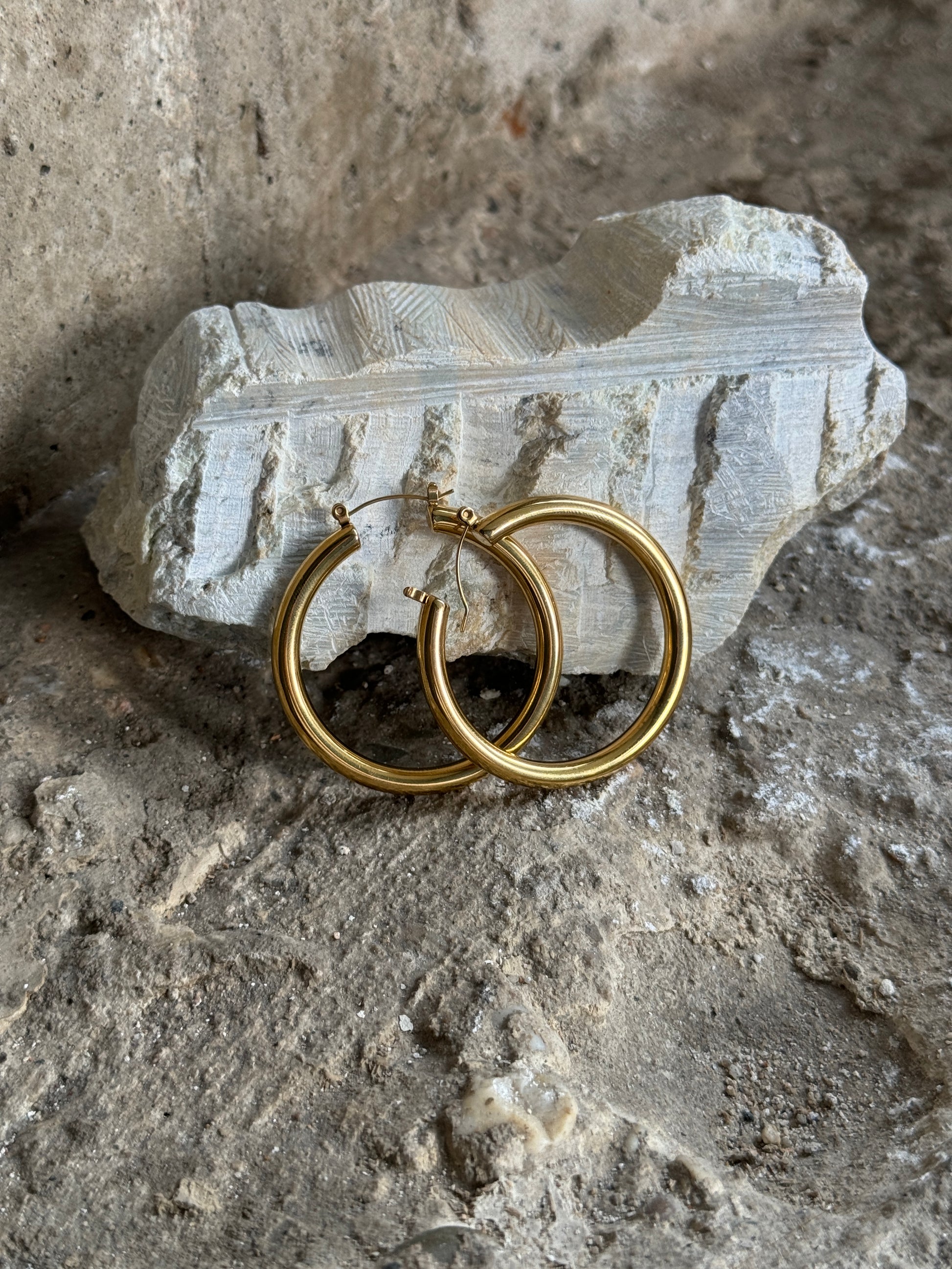 Hoop earrings - Opulaire