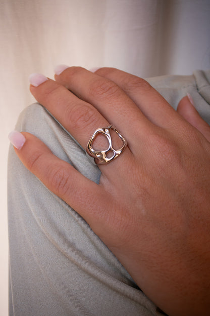 Elara ring