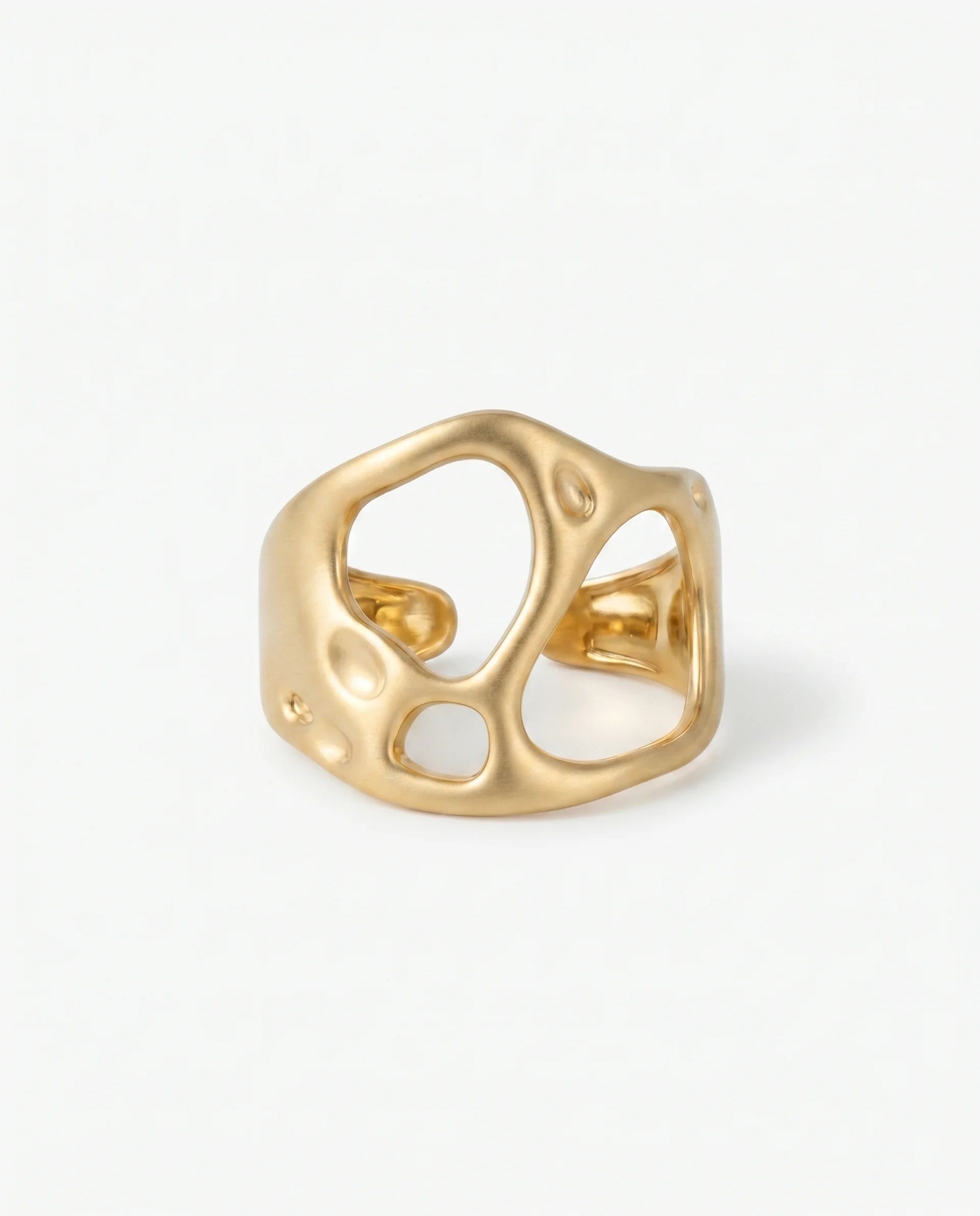 Elara ring