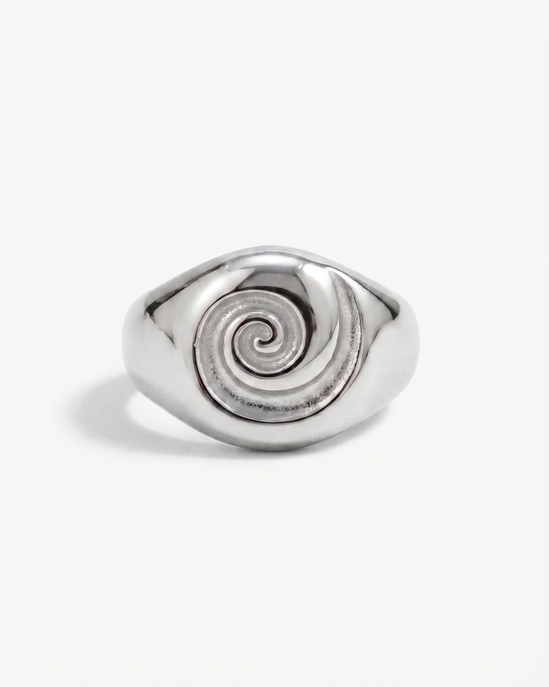 Isis Ring