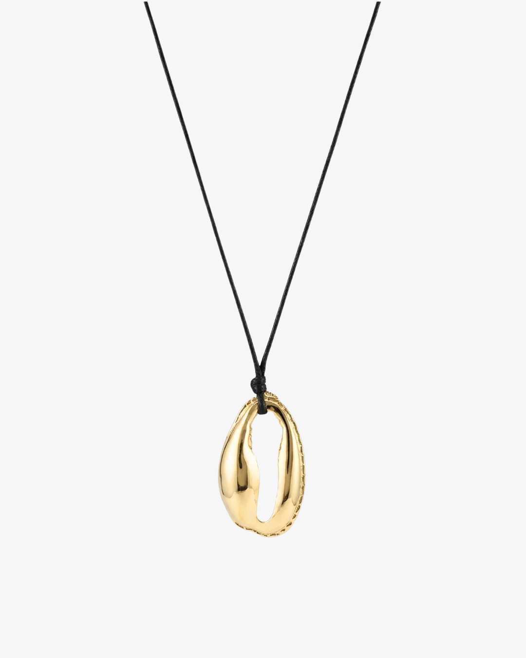Shelly necklace