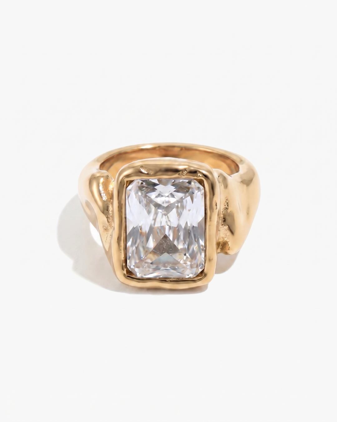 Nadia ring