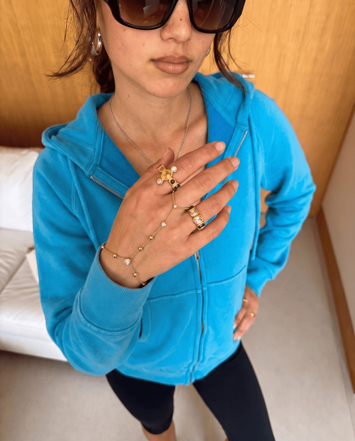 Agnes hand chain - Opulaire - WATERPROOF jewelry - 