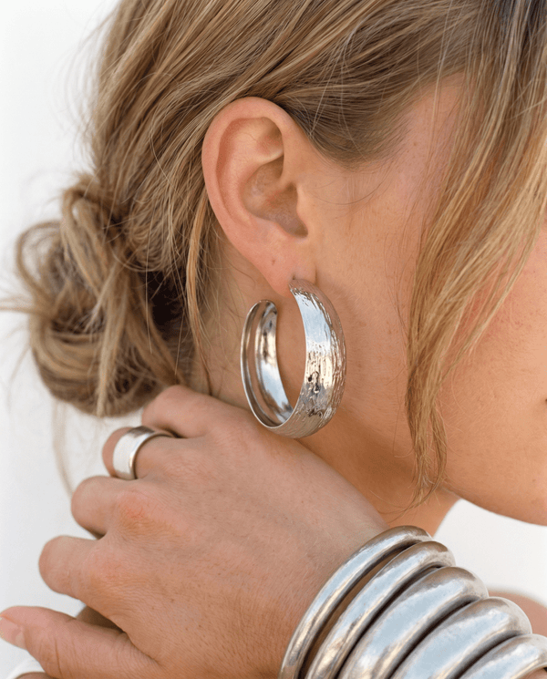 Cara - Chunky textured hoop earrings - stainless steel - Opulaire - WATERPROOF jewelry - 