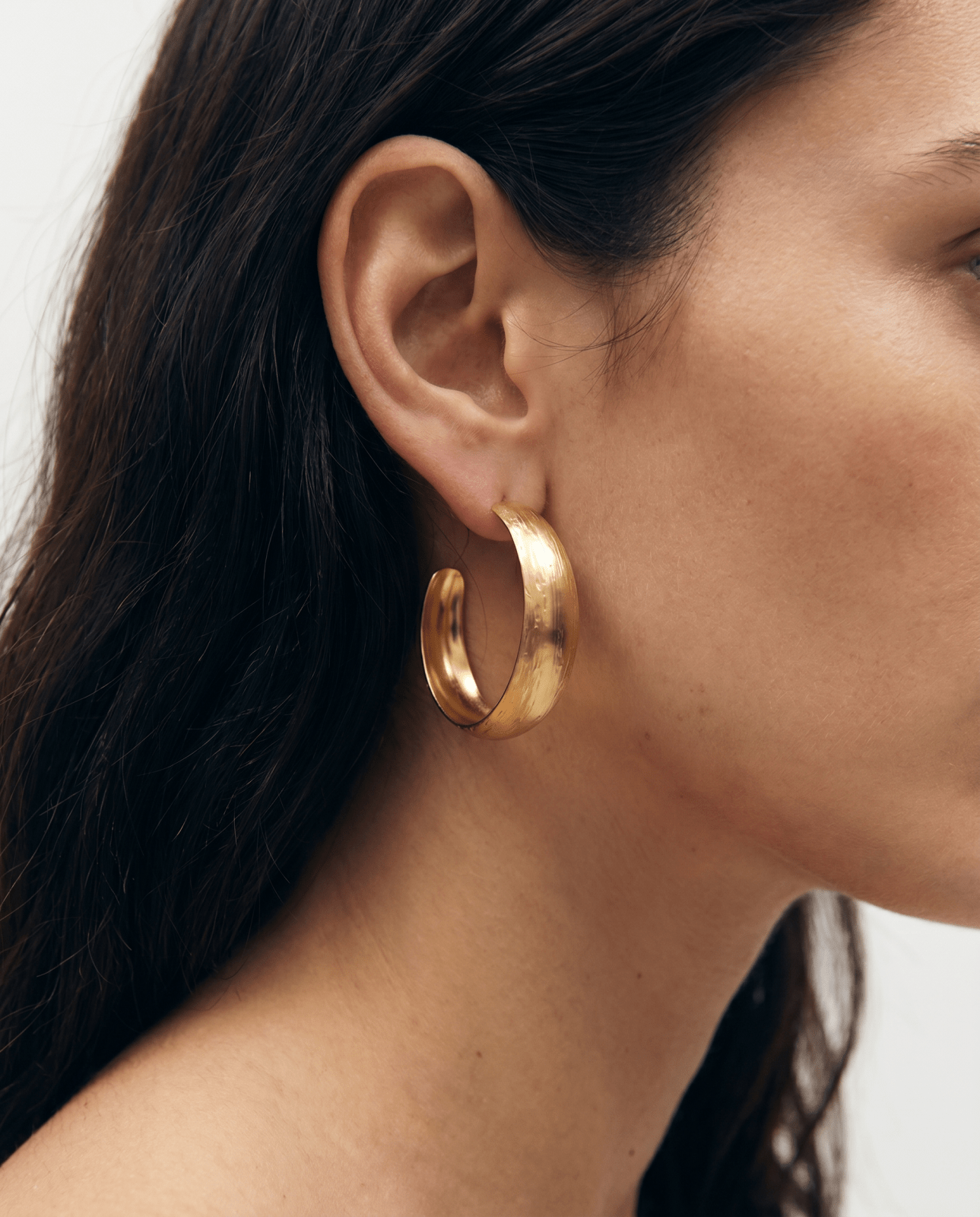 Carved hoop earrings - Opulaire - WATERPROOF jewelry - 