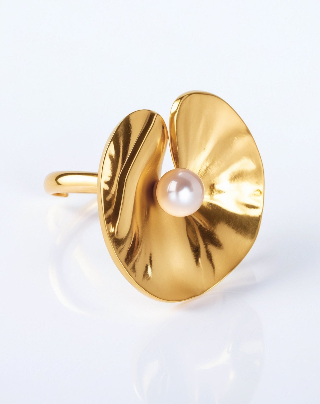 Clover ring
