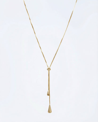 Emy necklace