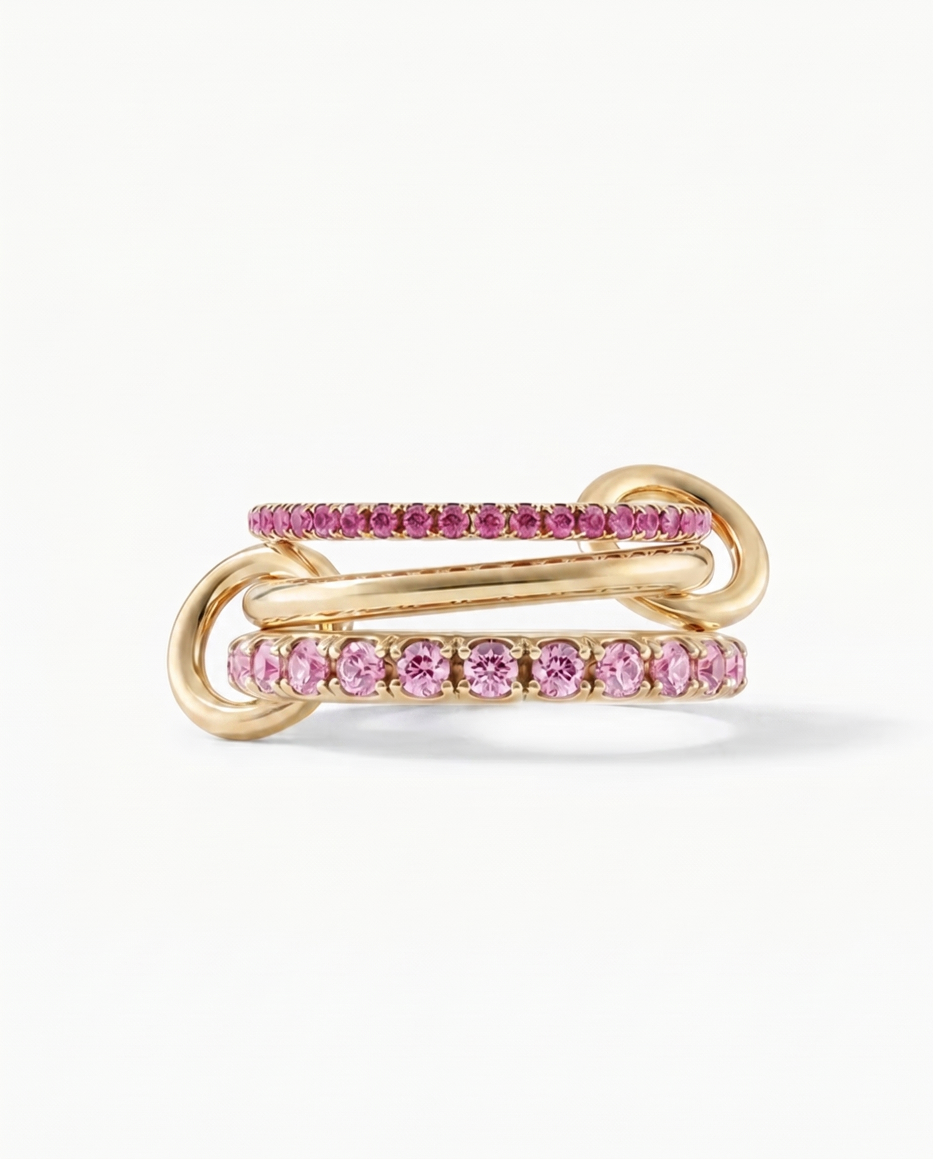 Macombes nella bague