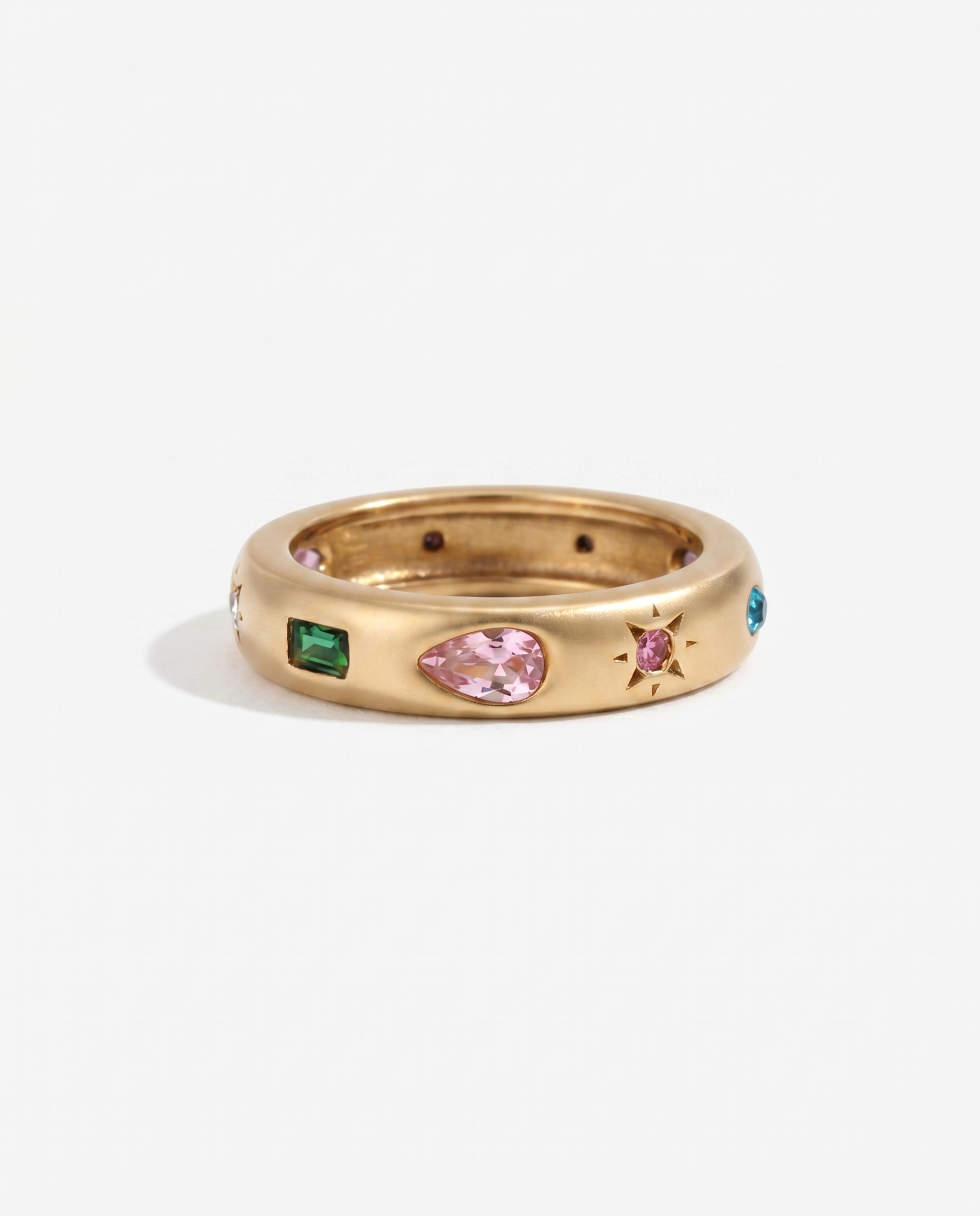 Nubia ring