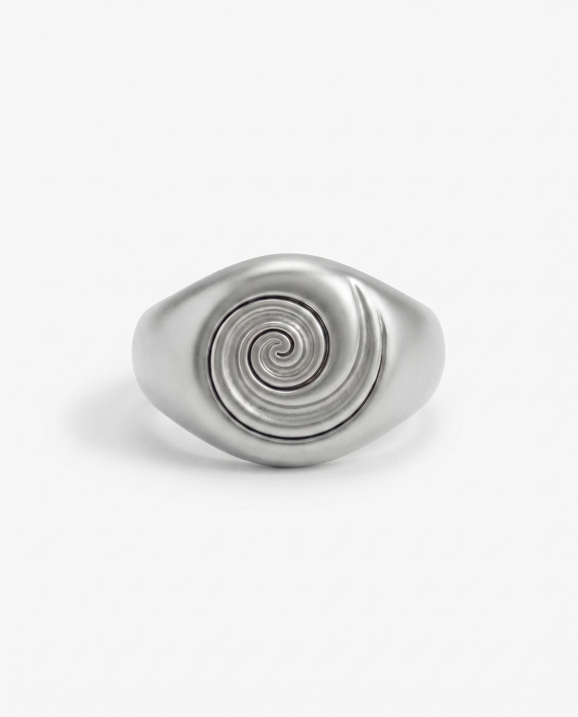 Isis ring