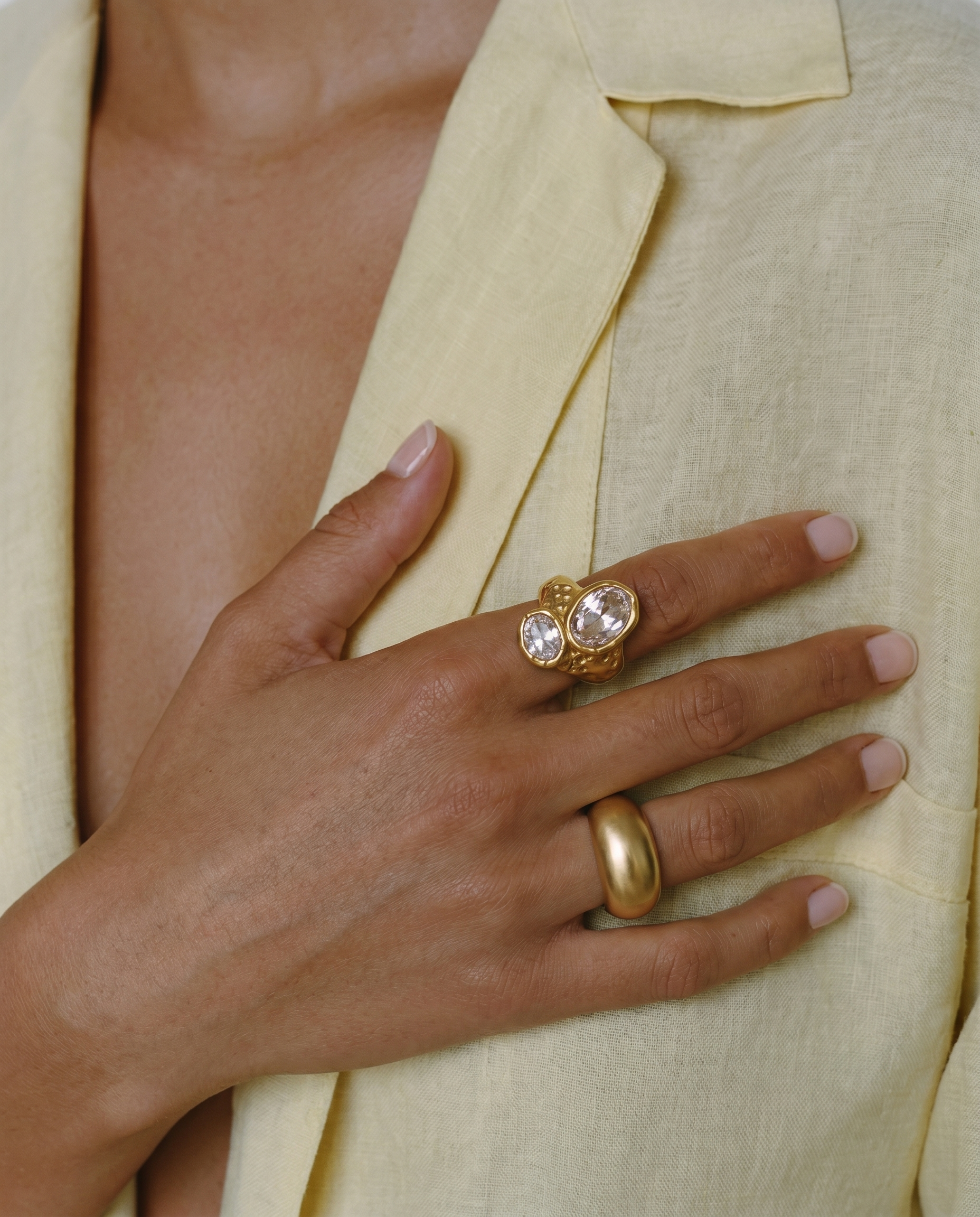 Aya ring