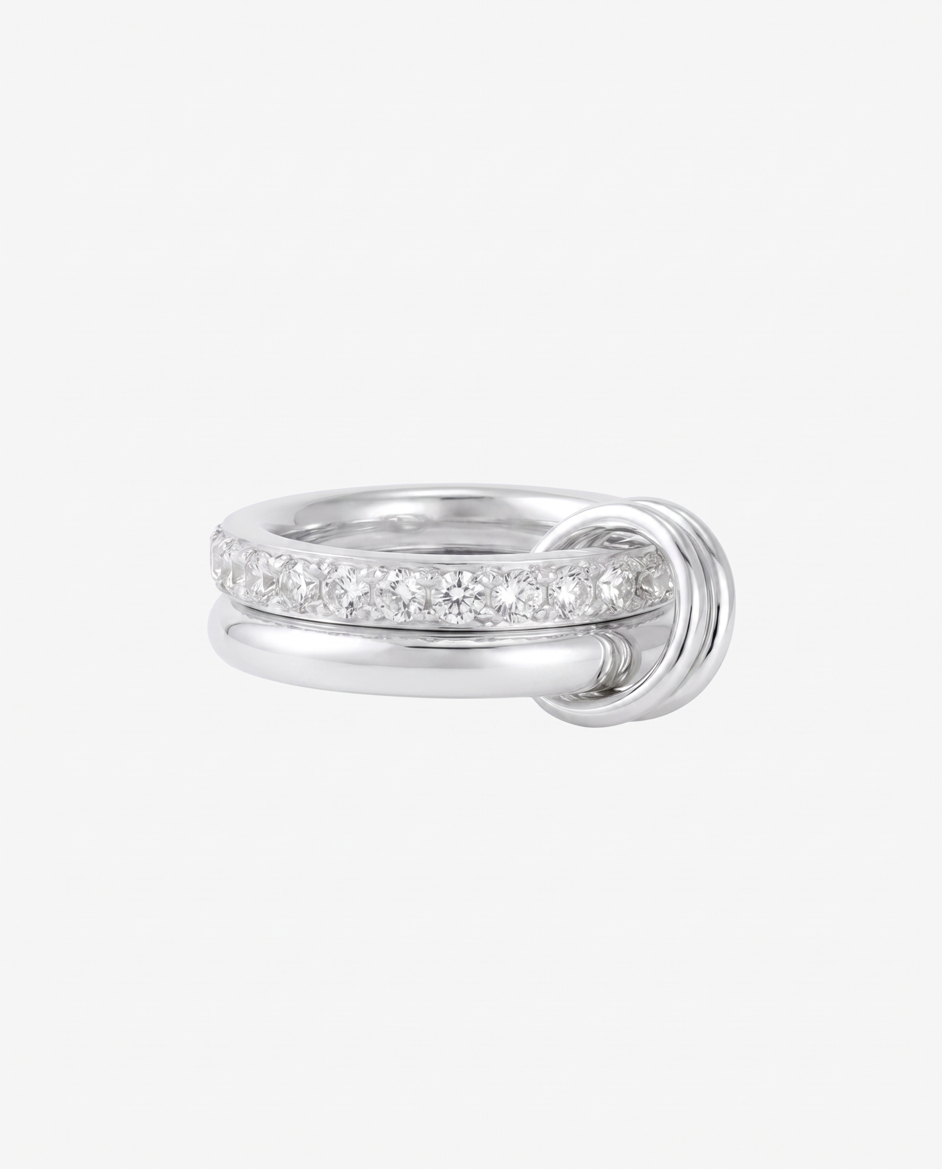 Nella bague