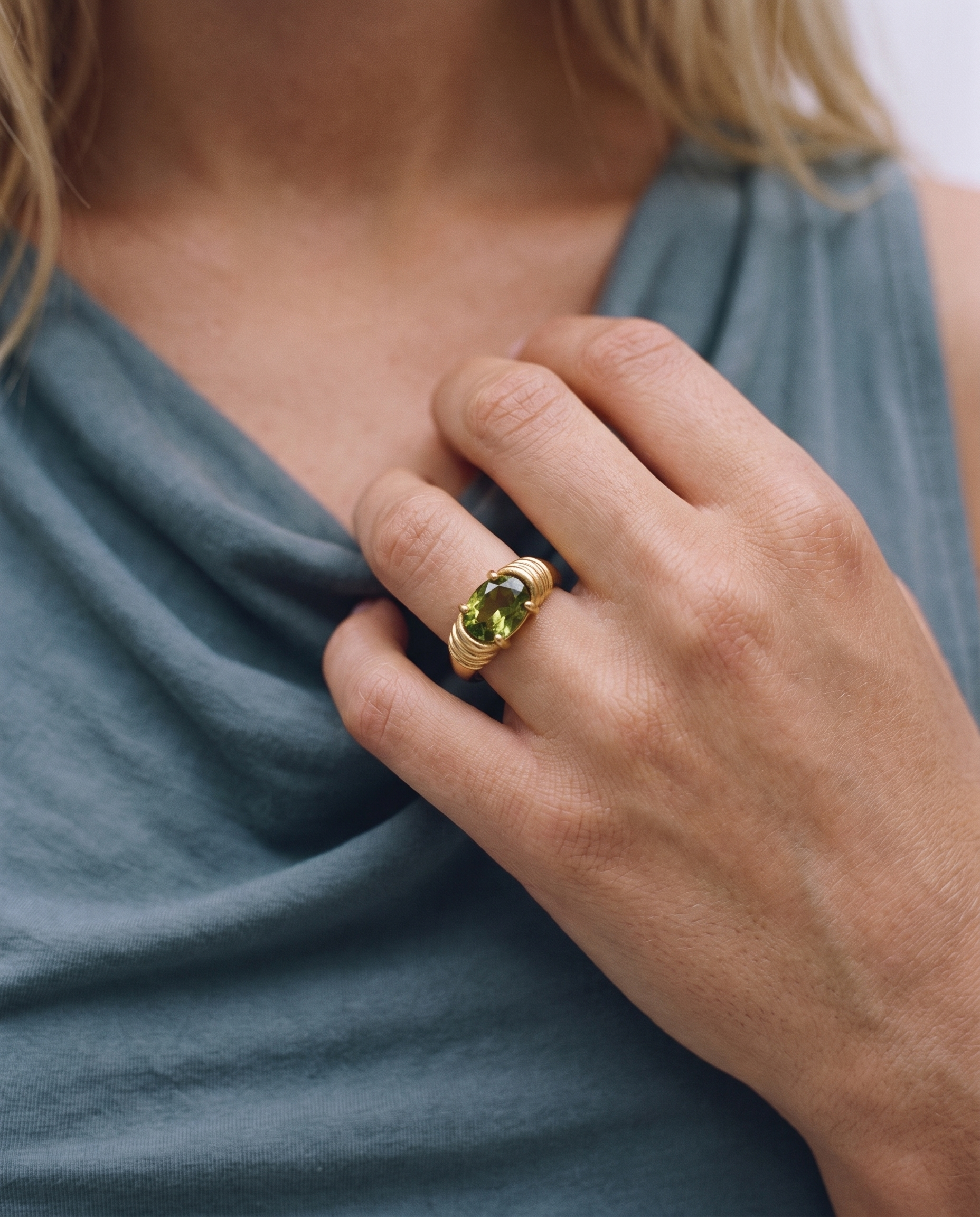 Maya - Green stone ring - Stainless steel