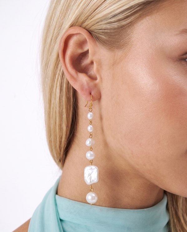 Dalia earrings