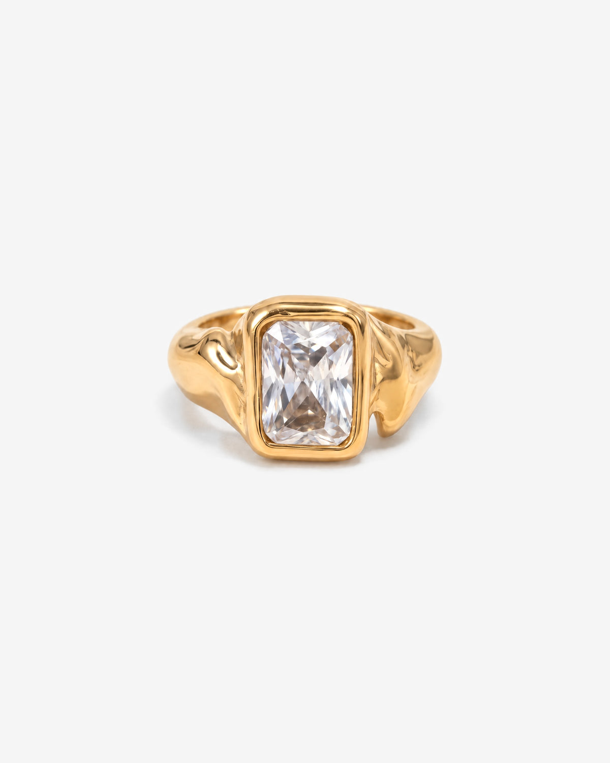 Nadia ring