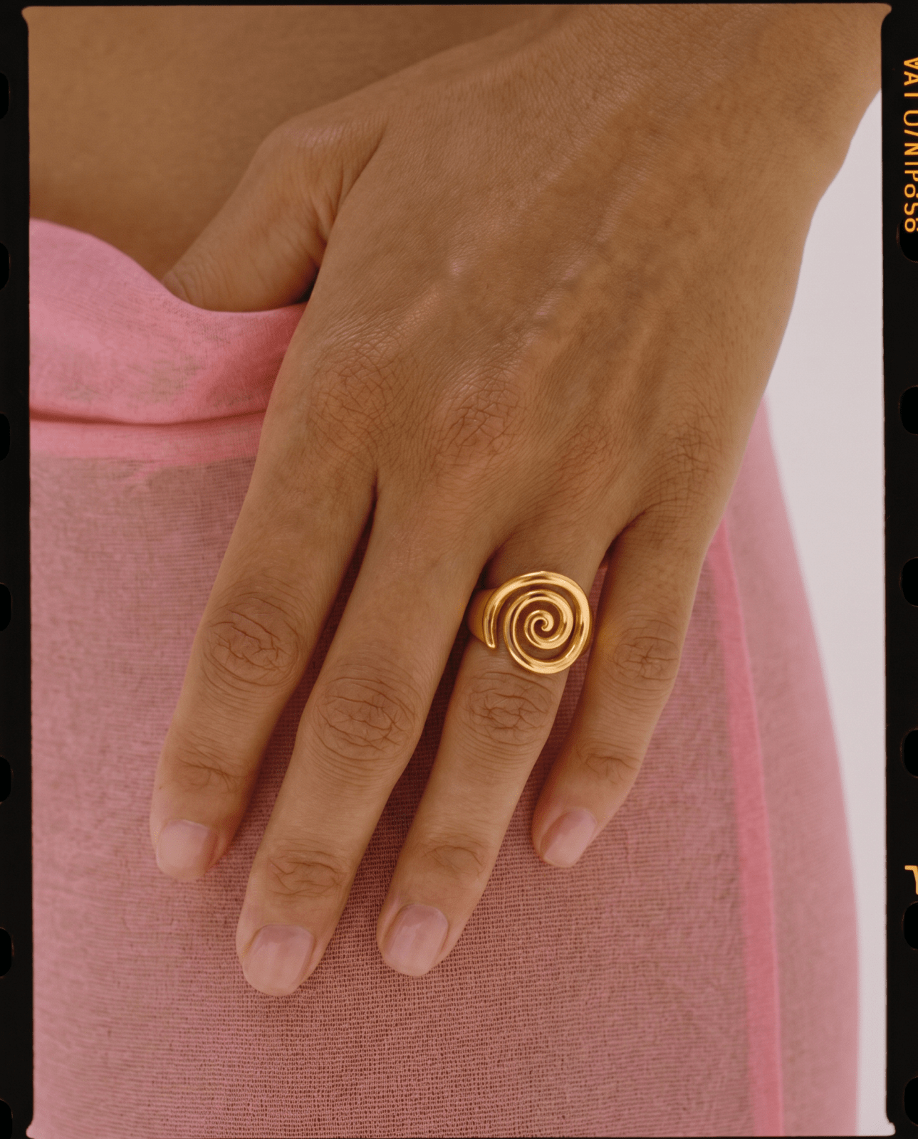 Liah ring - Opulaire - WATERPROOF jewelry - Gold - EU 52