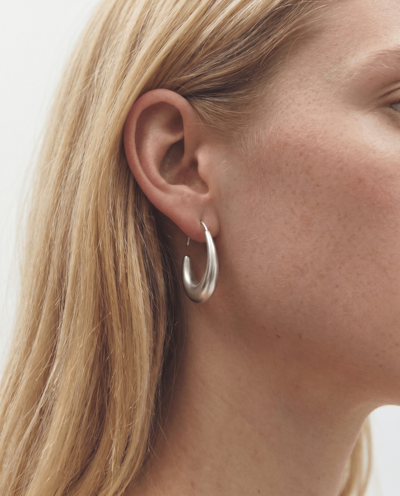 Lore earrings - Opulaire - WATERPROOF jewelry - 