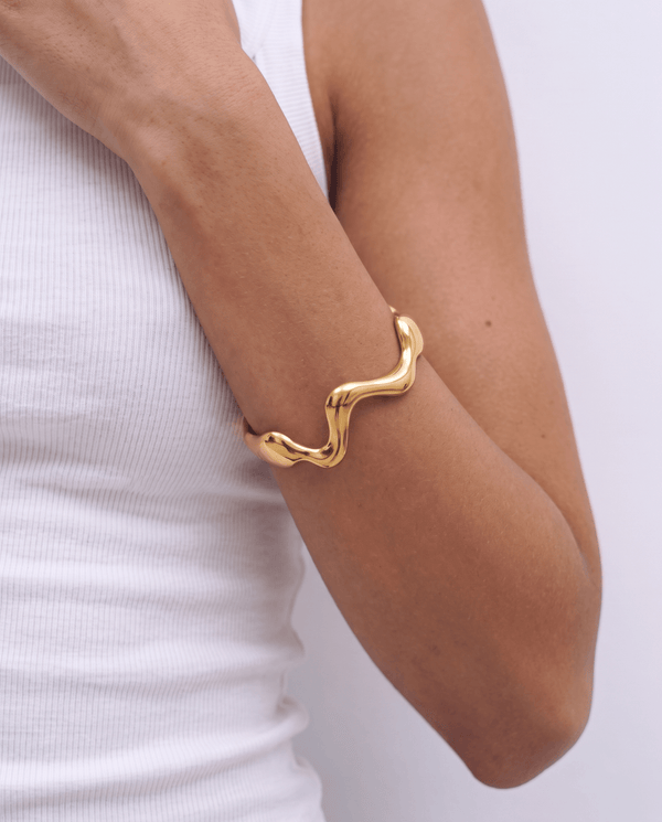 Maeve cuff bracelet - Opulaire - WATERPROOF jewelry - 