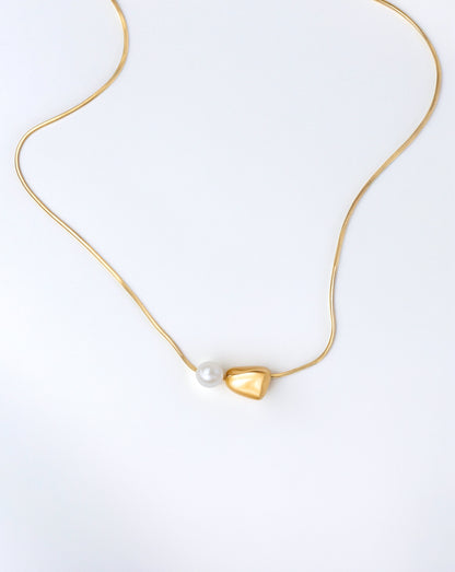 Nila necklace
