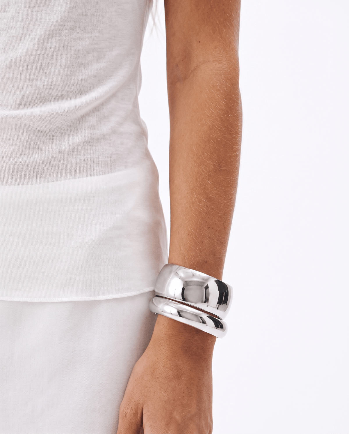 Nile - Chunky dome bangle - Stainless steel - Opulaire - WATERPROOF jewelry - 