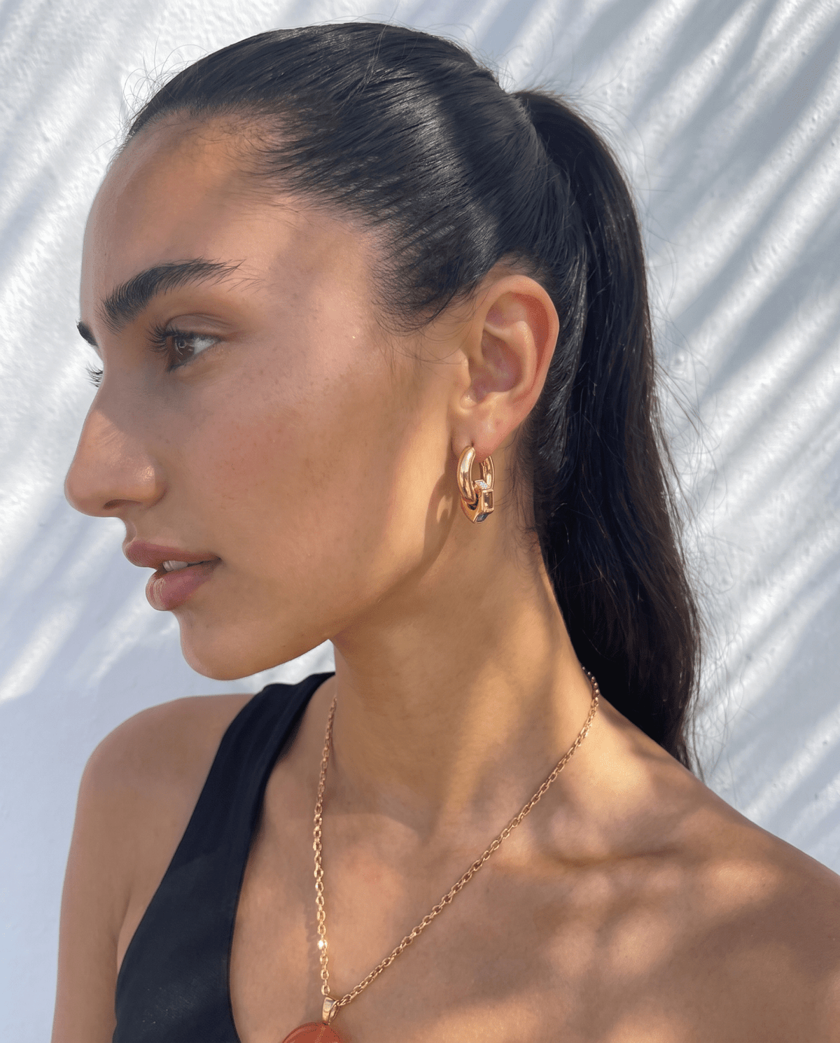 Ziva - Chunky huggie hoop earrings - Stainless steel - Opulaire - WATERPROOF jewelry - 